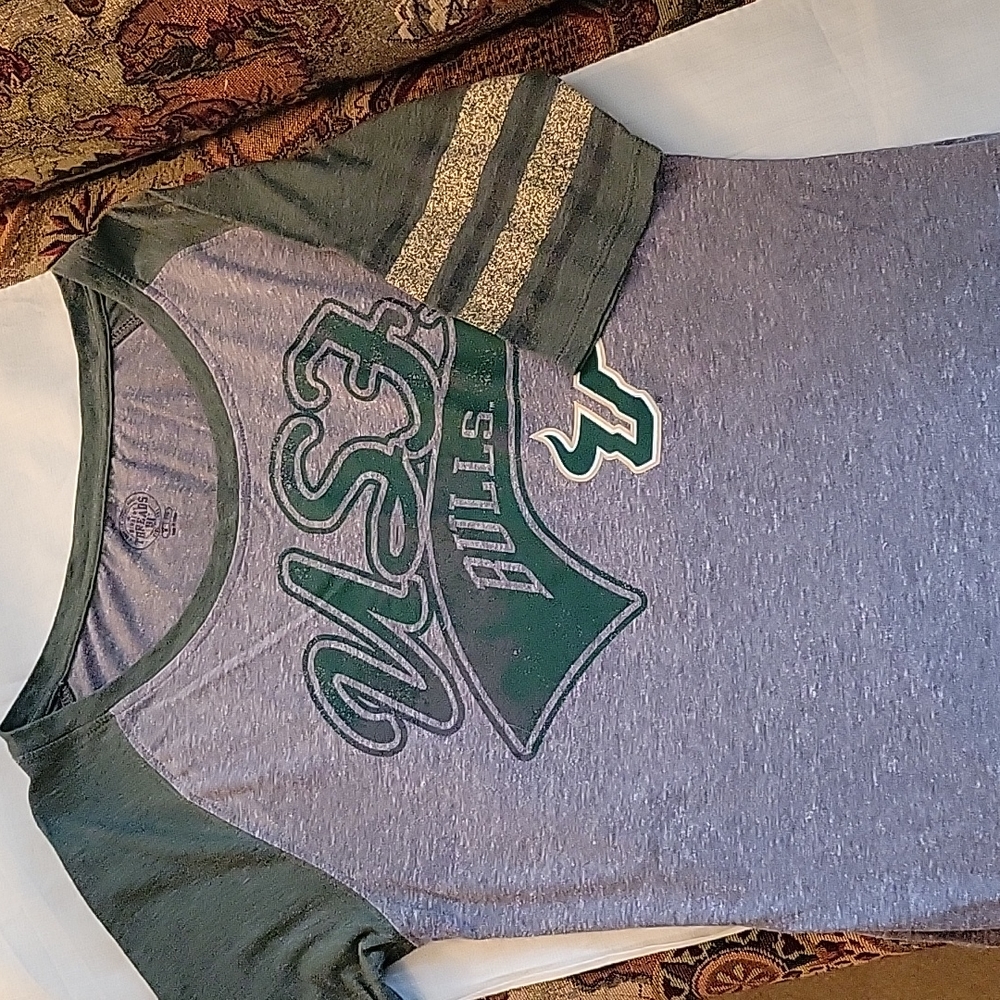 USF Bulls tee